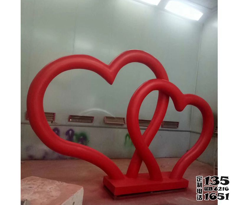 廣場玻璃鋼兩個紅色愛心雕塑 廣場玻璃鋼兩個紅色愛心雕塑