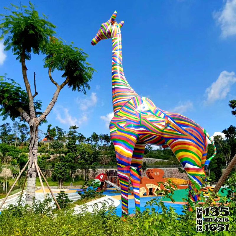 玻璃鋼彩繪海邊創(chuàng)意大型景觀長頸鹿雕塑 玻璃鋼彩繪海邊創(chuàng)意大型景觀長頸鹿雕塑