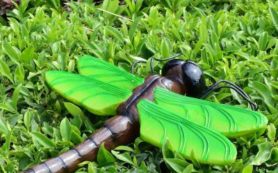 城市公園仿真動物玻璃鋼彩繪蜻蜓雕塑