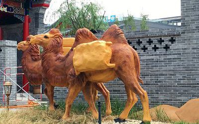 景區玻璃鋼仿真動物駱駝雕塑