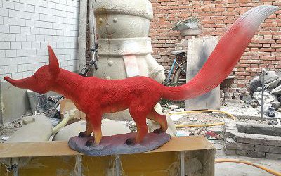 景區大型玻璃鋼仿真動物紅色狐貍雕塑