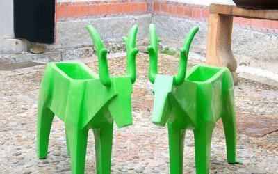 花園創(chuàng)意玻璃鋼幾何動(dòng)物花盆雕塑