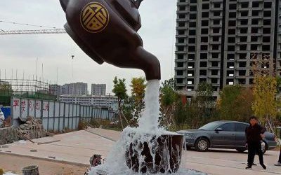 景區(qū)大型戶外景觀玻璃鋼仿銅懸浮流水天壺雕塑